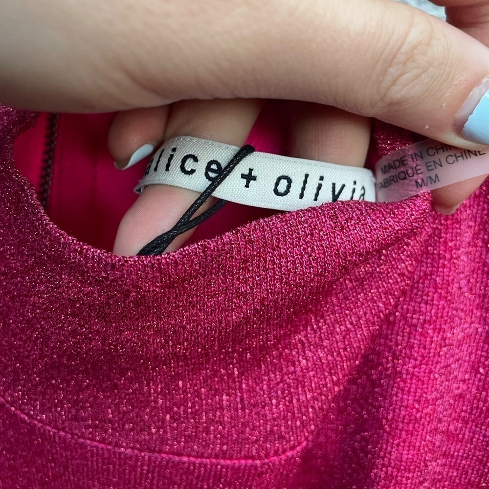 Alice & Olivia Issa Puff Sleeve Dress in Wild Pink Metallic New With Tags! - Picture 5 of 10